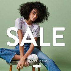 Denimowa kolekcja z damskiej oferty aż 50% taniej!